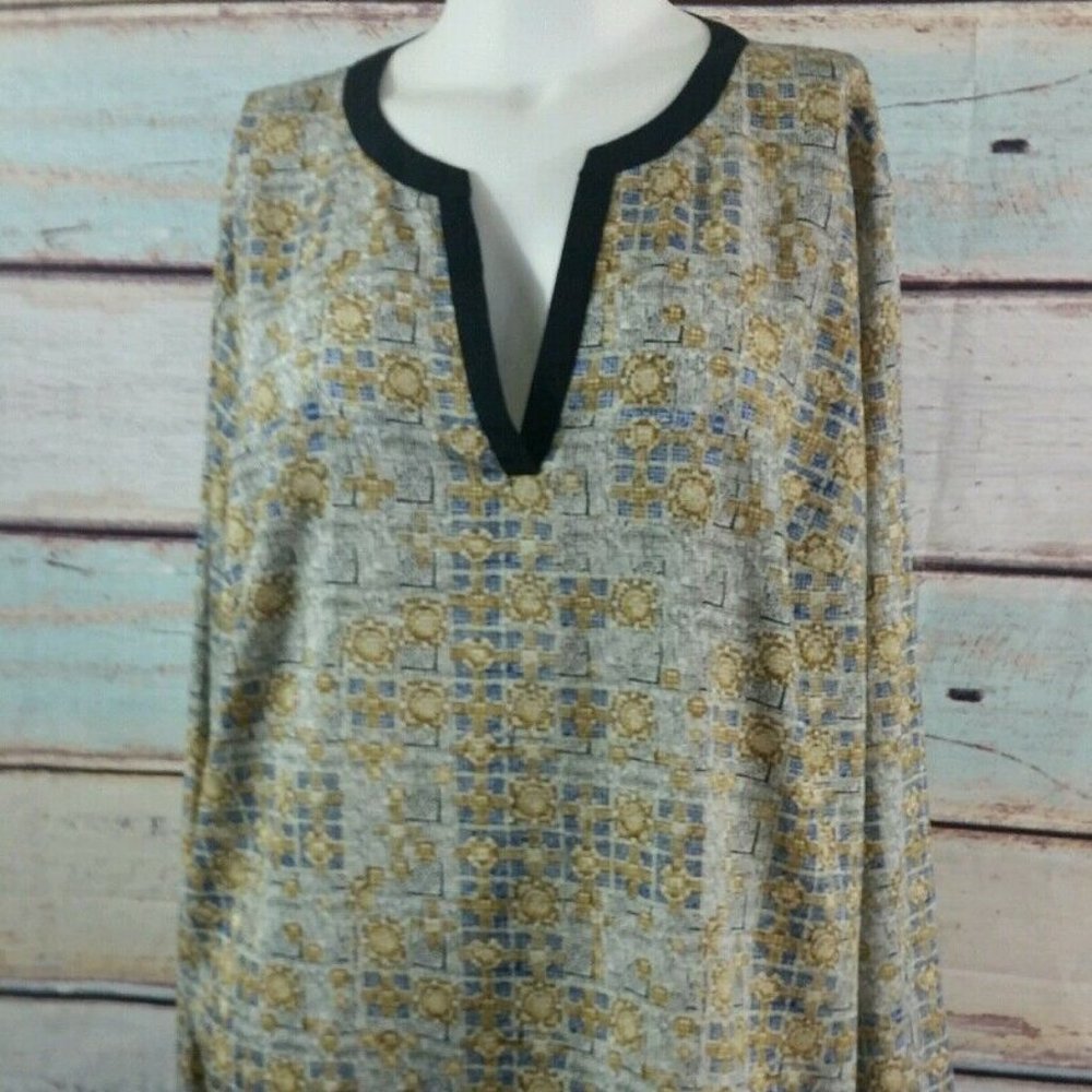 Essentials by Milano Black Biege Blue Geo Print Tu